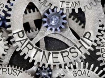 Partnership gears image
